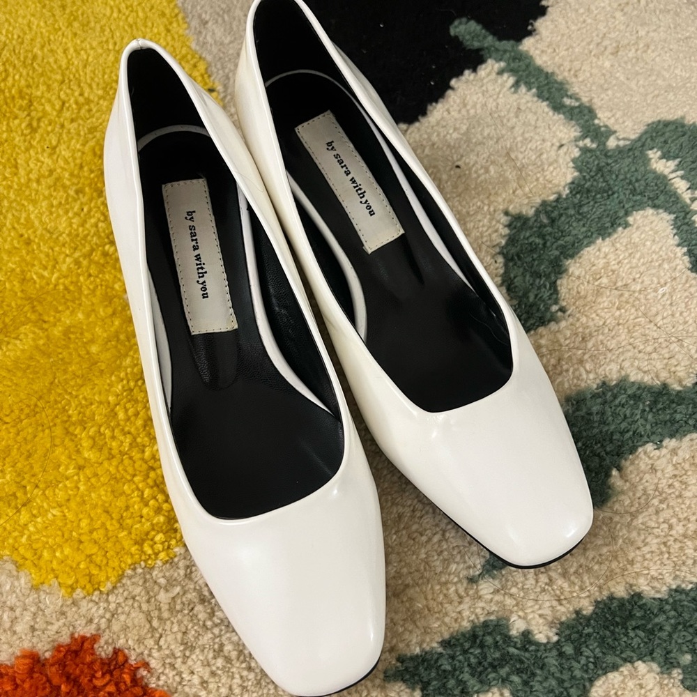 Brand New Style Nanda White Chunky Heels